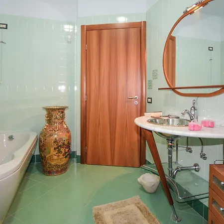 Amazing In With Swimming Pool Apartamento Comiso
